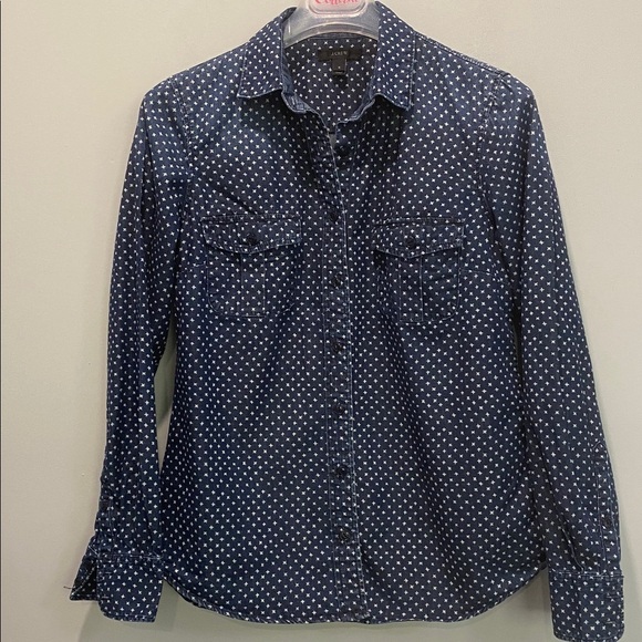 J.Crew Polka Dot Button Down Shirt Navy Cotton Denim Size 6 Women’s - Picture 11 of 14